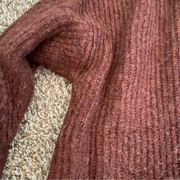 Old Navy || Mockneck Tunic Length Knit Sweater Size L - Picture 3 of 10